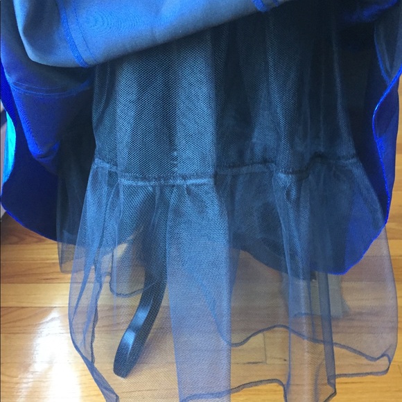 Formal gown - Picture 7 of 8